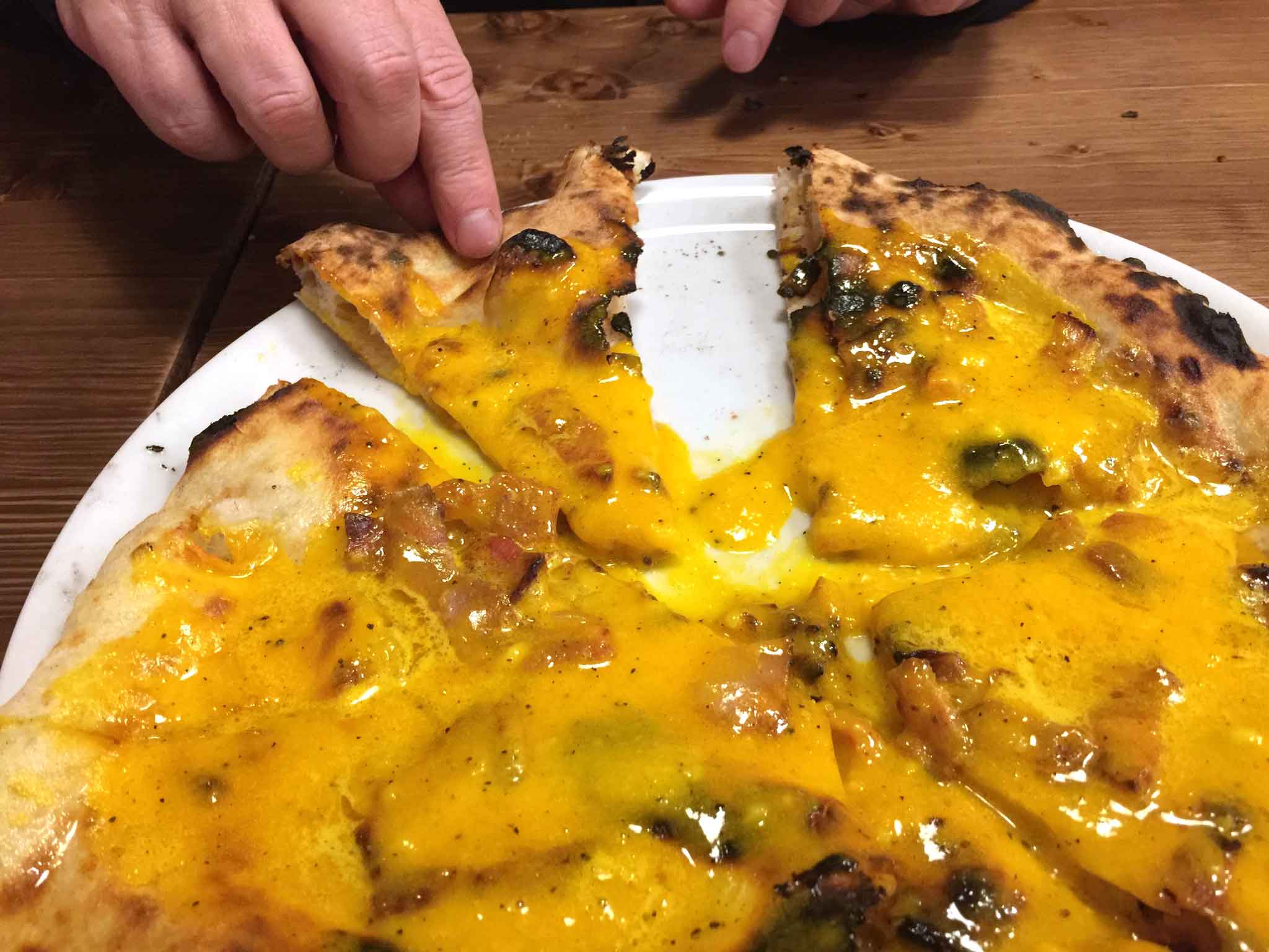 pizza carbonara