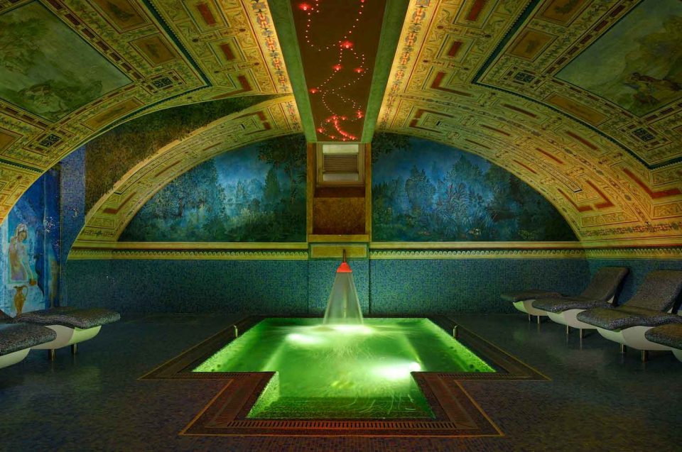 Byblos Art Hotel piscina