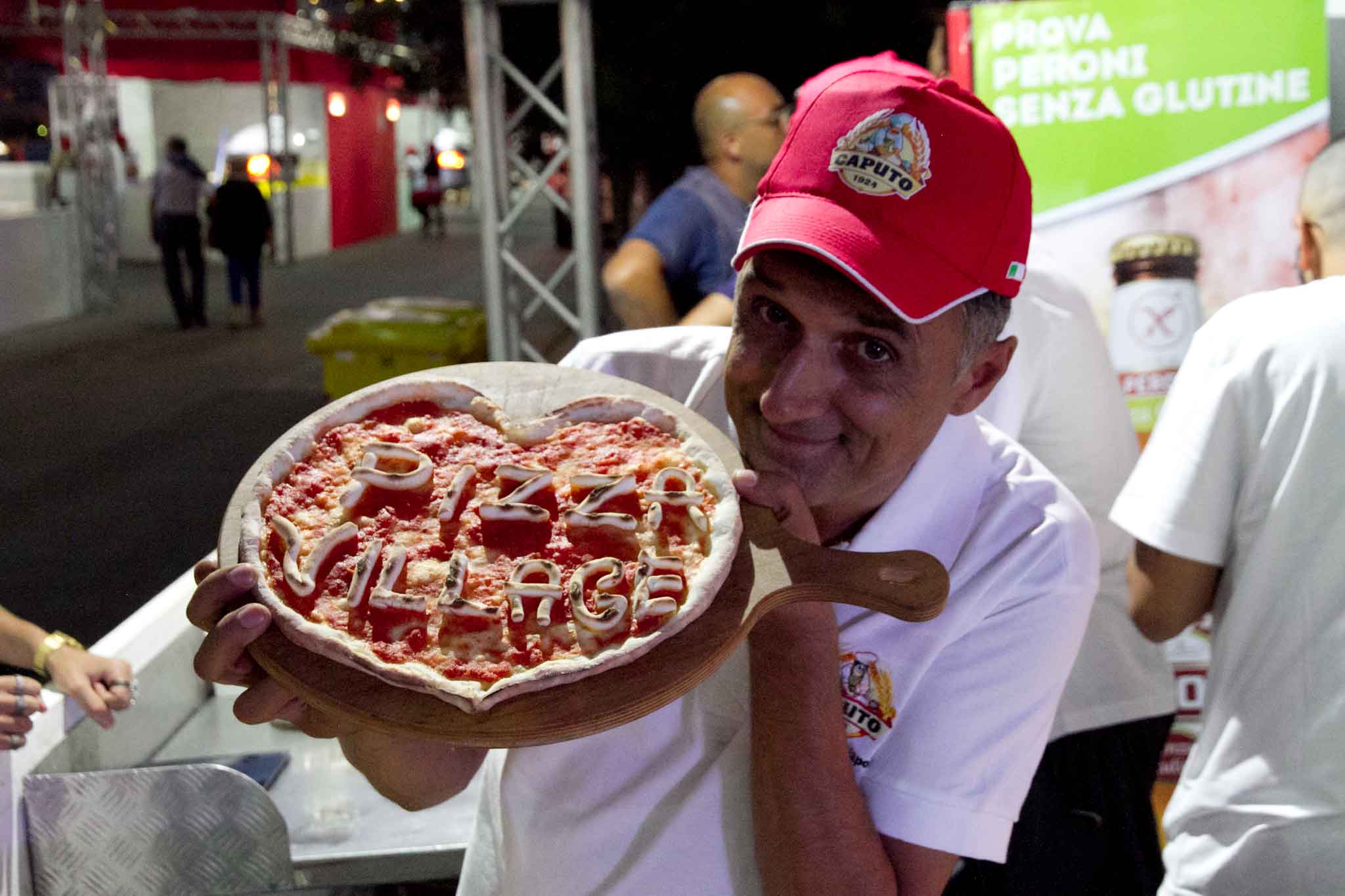 pizza senza glutine al Pizza Village Napoli 2023