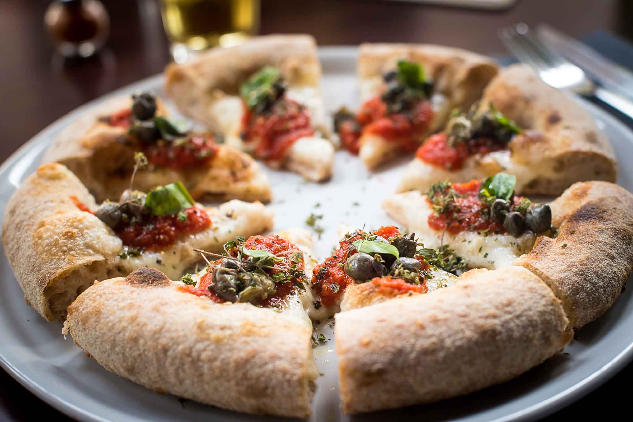 pizza-capperi-olive-berbere-milano