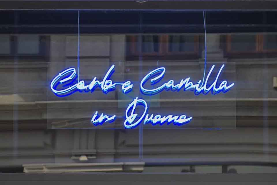 Carlo Cracco carlo e Camilla in duomo insegna