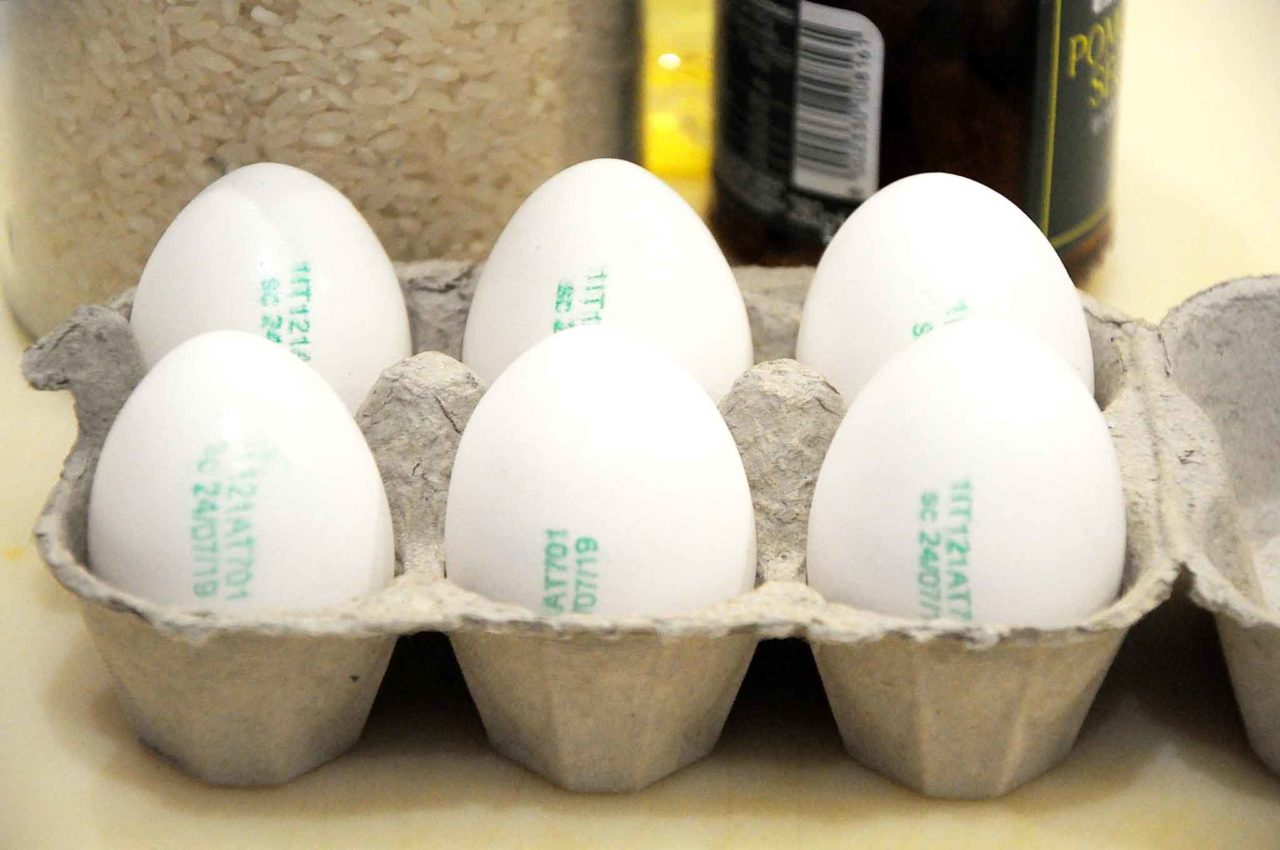 uova di gallina livornese per insalata di riso perfetta