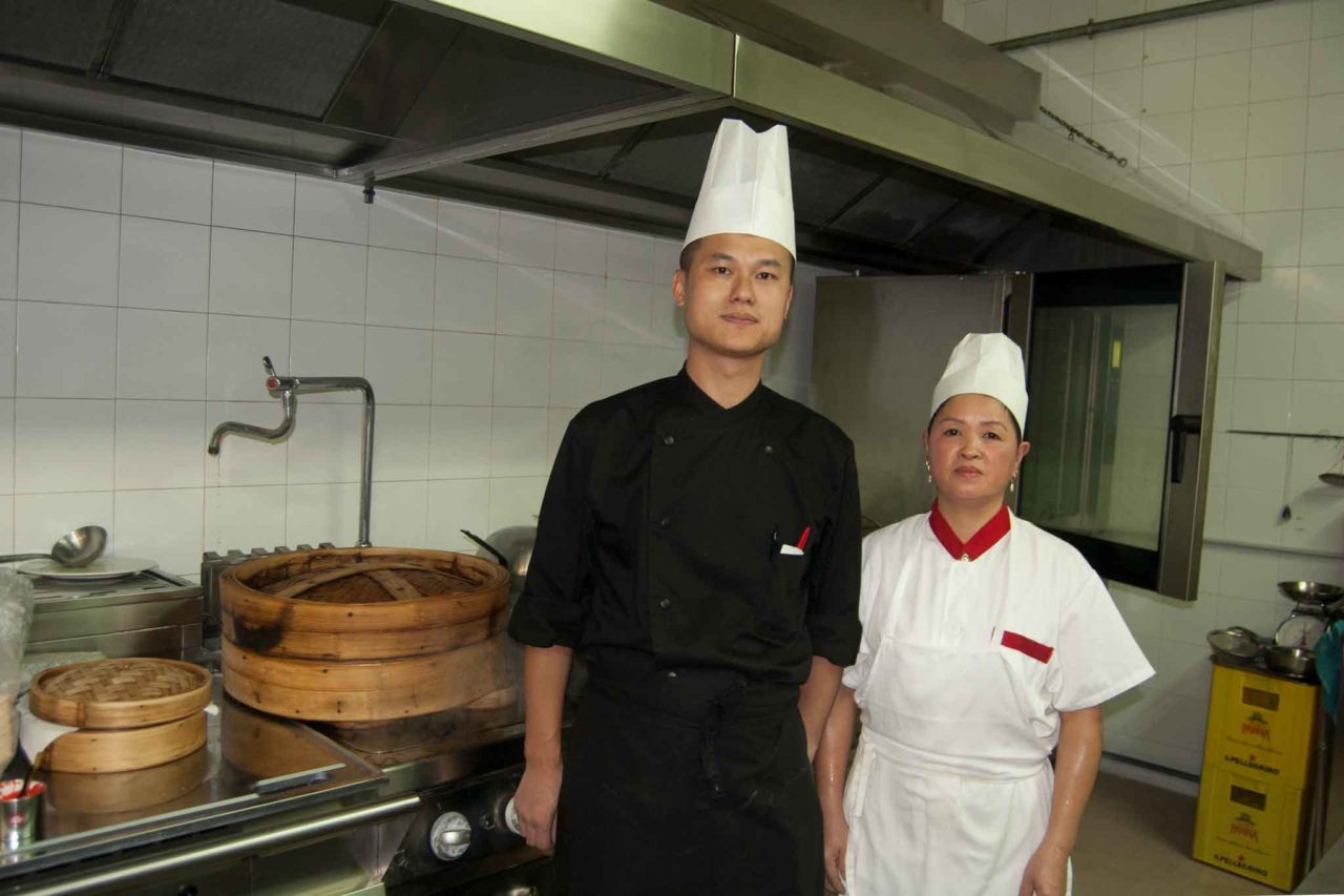 Ristorante cinese con cucina espressa
