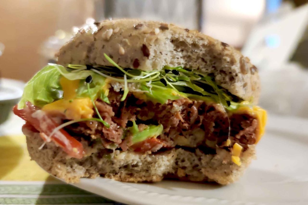 hamburger vegano di Vivi Bistrot