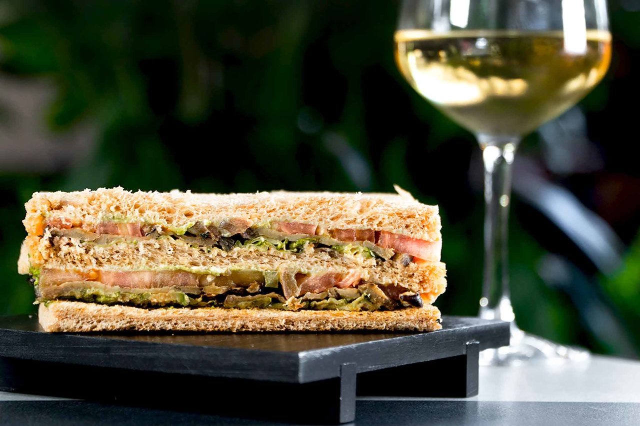 club sandwich vegetariano Dafne Garden Cafè