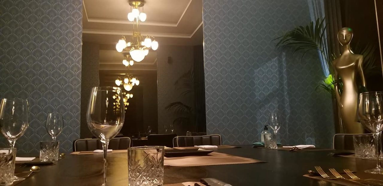 ristorante Grand Love Milano un solo tavolo