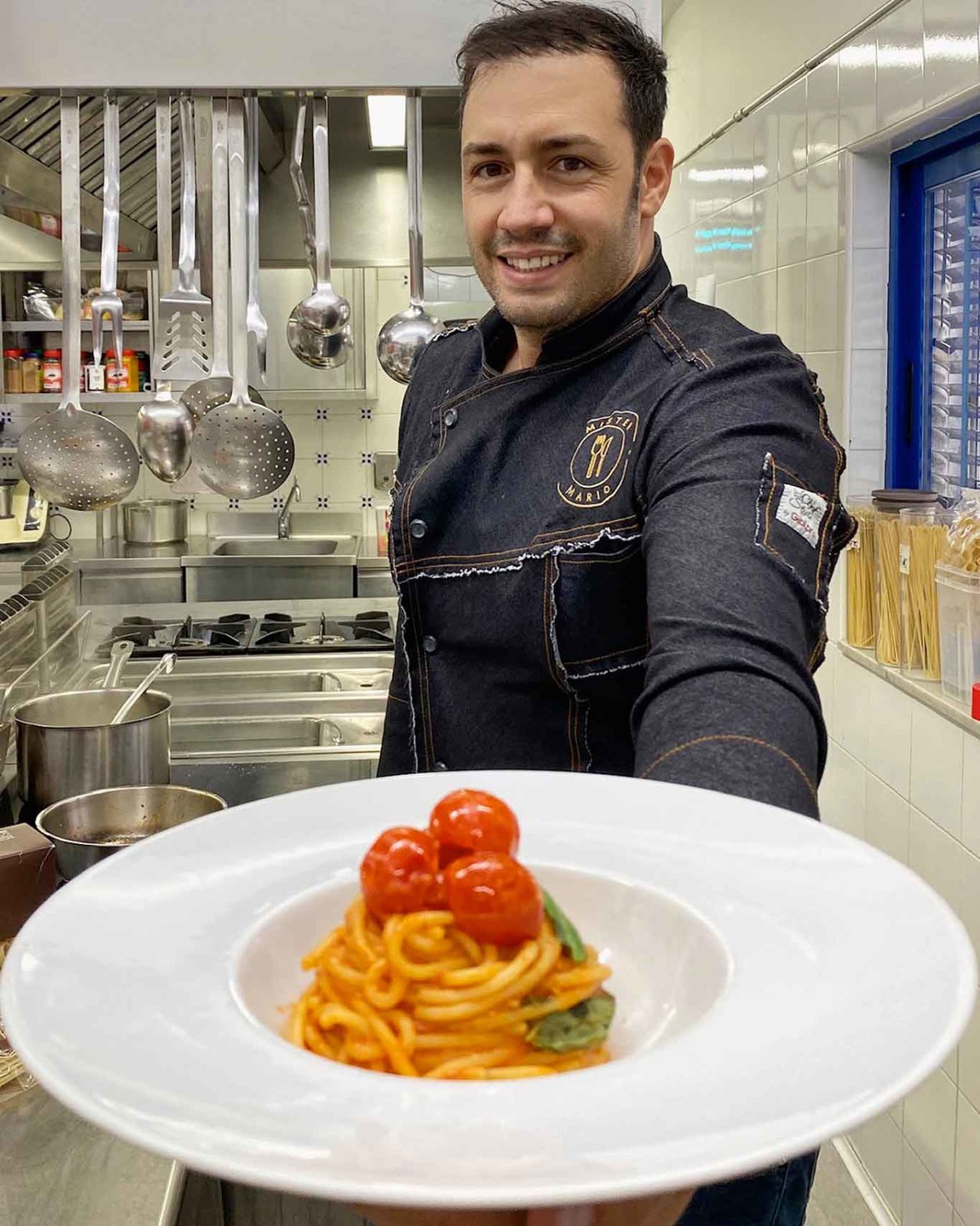 Una pasta italiana migliore: spaghetti al pomodoro 