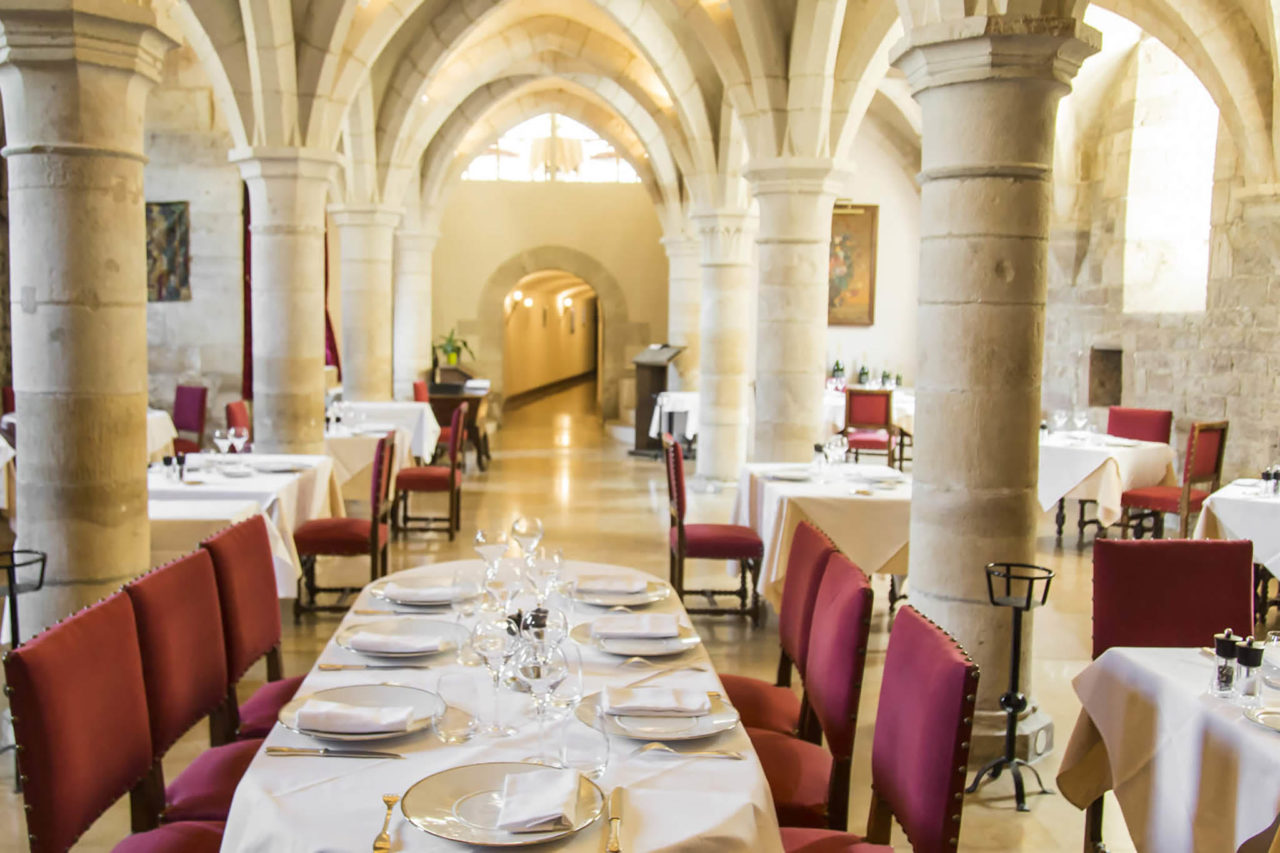 Borgogna Clos Prieur tavoli