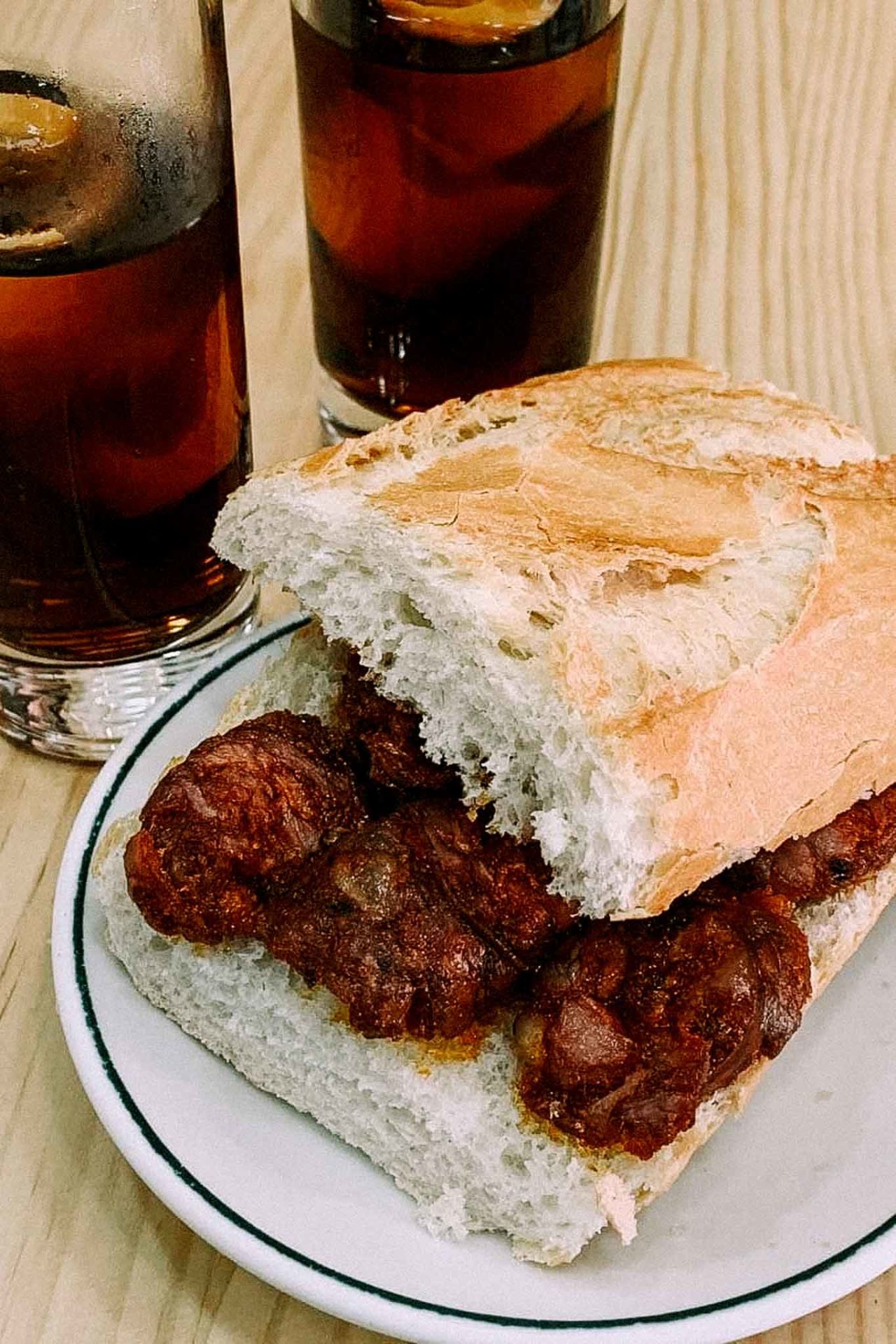 Madrid Los Caracoles panino e chorizo fritto