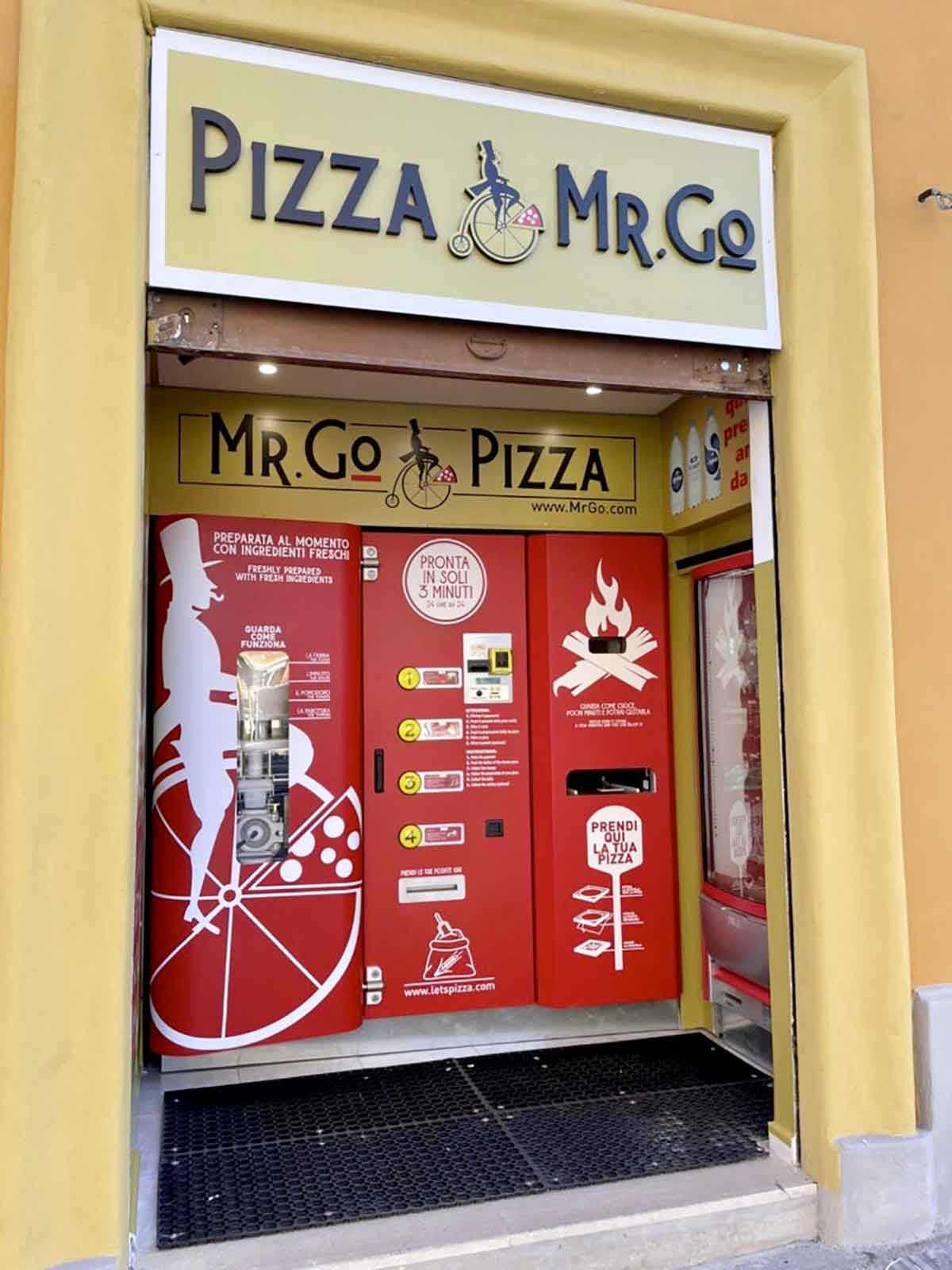 Distributore automatico pizza mr go roma