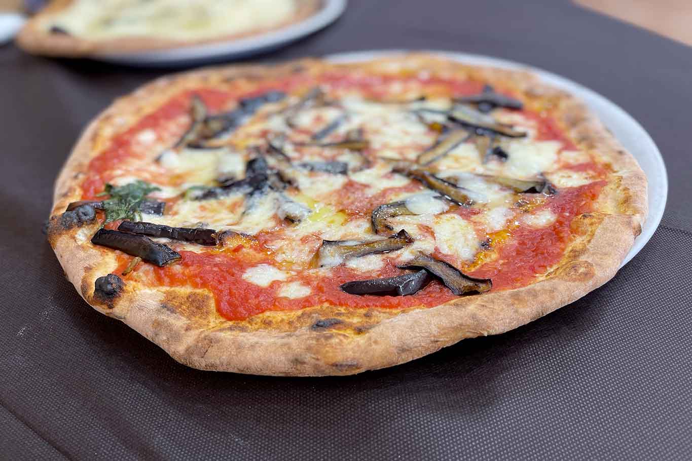 Pizzeria del Popolo Napoli pizza tradizionale