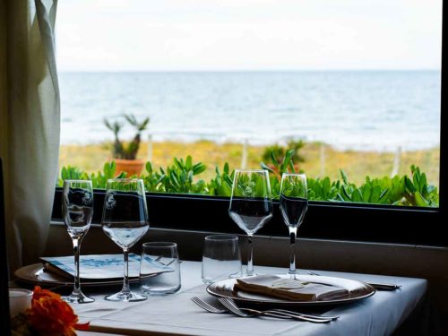 ristoranti sul mare di Latina tavolo vista