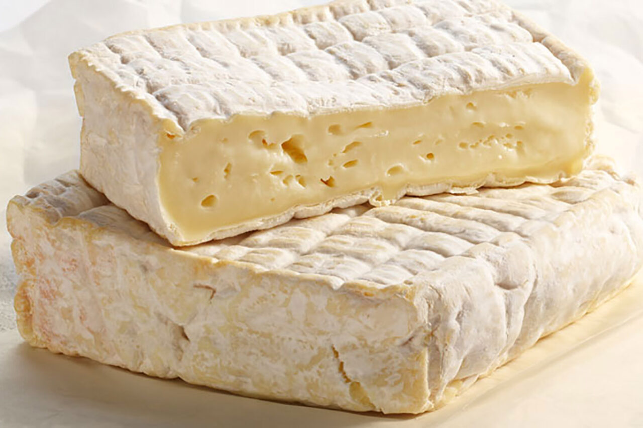 formaggio Pont-l’Évêque per le vacanze 2022 in Francia