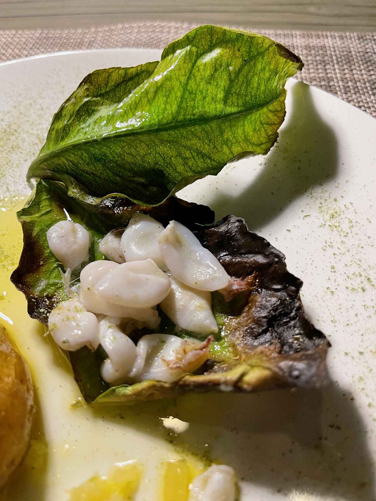 calamaretti alla brace al ristorante Villadorata Country House Noto Sicilia cena Fuoco