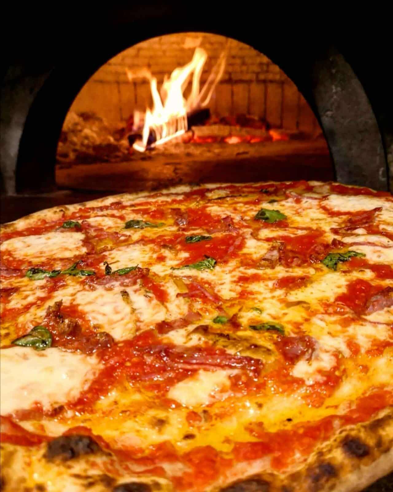 pizzerie centenarie più antiche di Napoli: Capasso