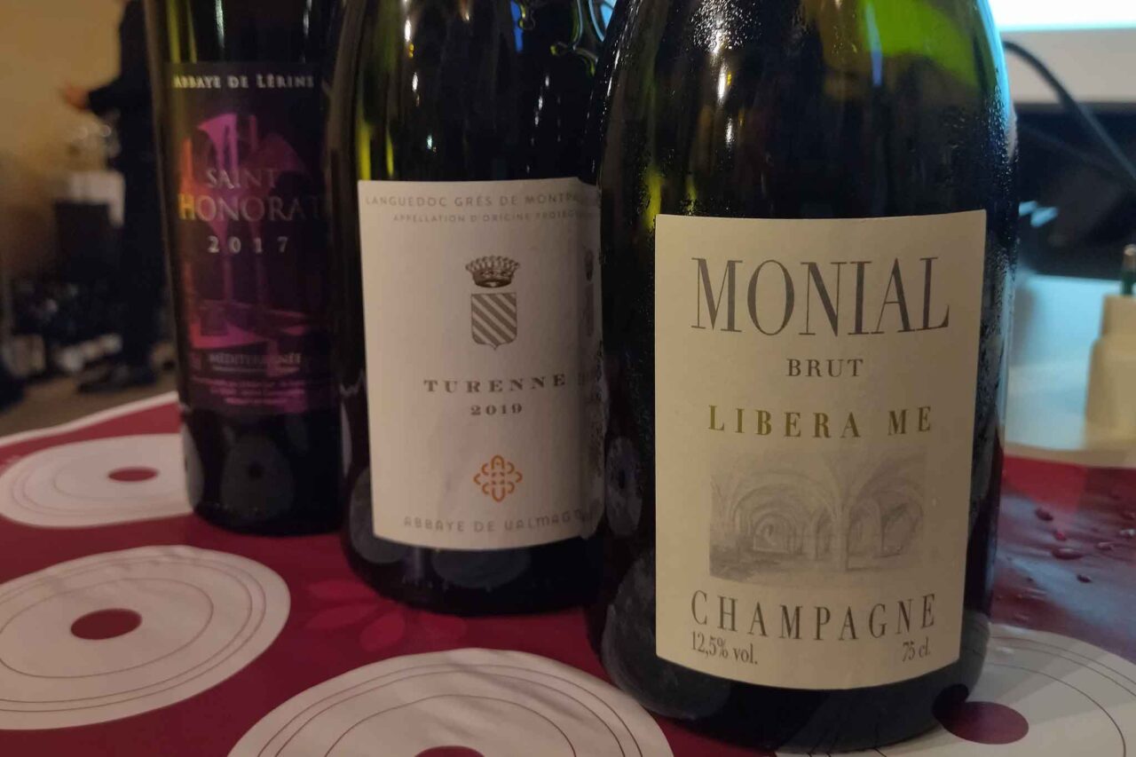 Vini d'abbazia: Champagne Monial Libera Me