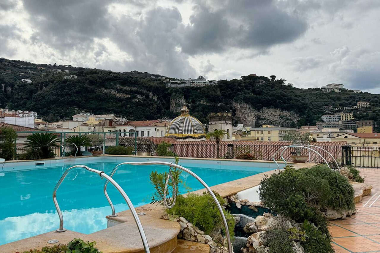 Grand Hotela la Favorita a Sorrento, la piscina in terrazza
