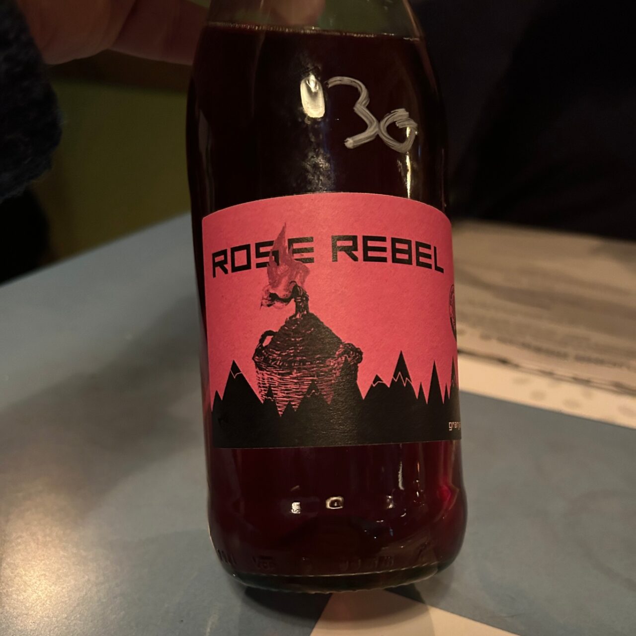 vino rose rebel