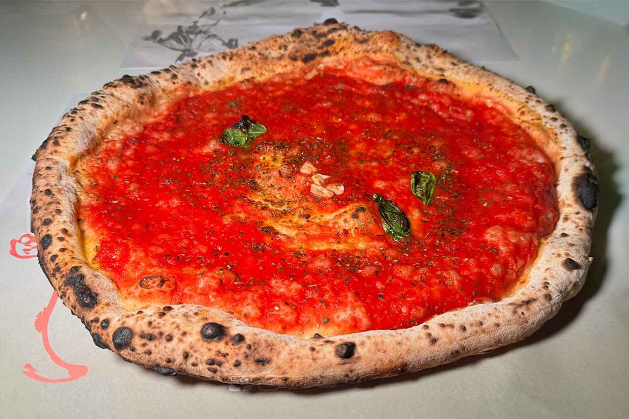 pizzeria da Michele a Palermo pizza marinara