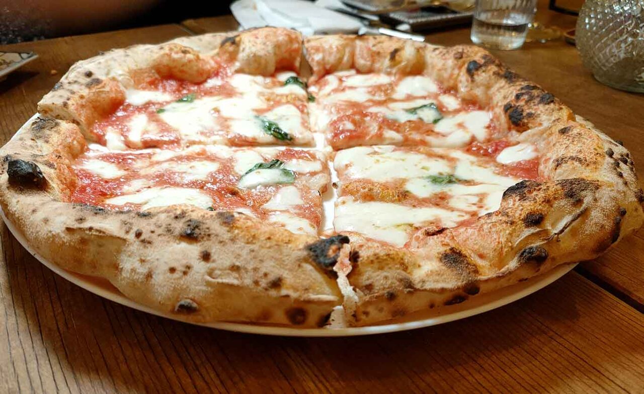 la margherita della pizzeria Die' Gustibus a Baronissi che è arrivata seconda nel Girone H del Campionato della Pizza 2024