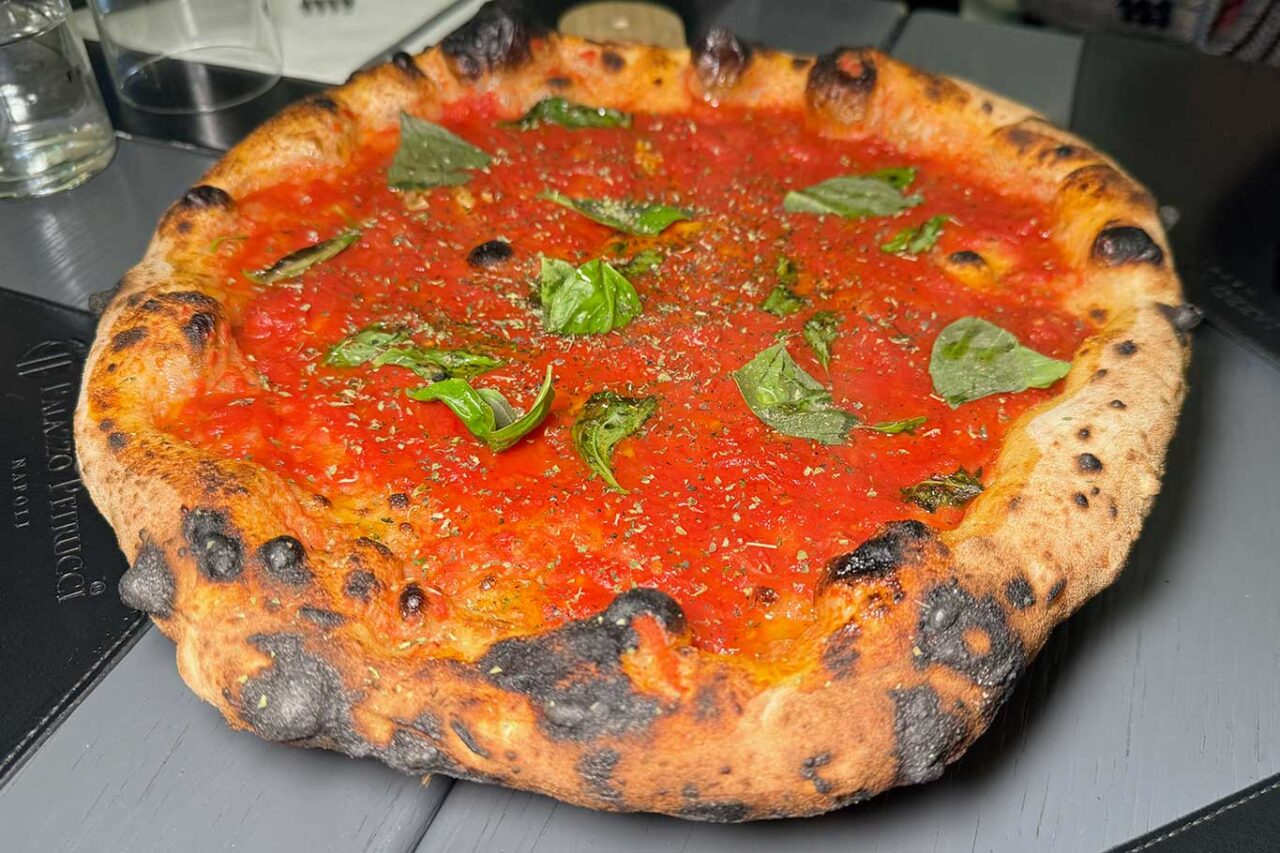 migliori pizze Marinara a Napoli: Palazzo Petrucci