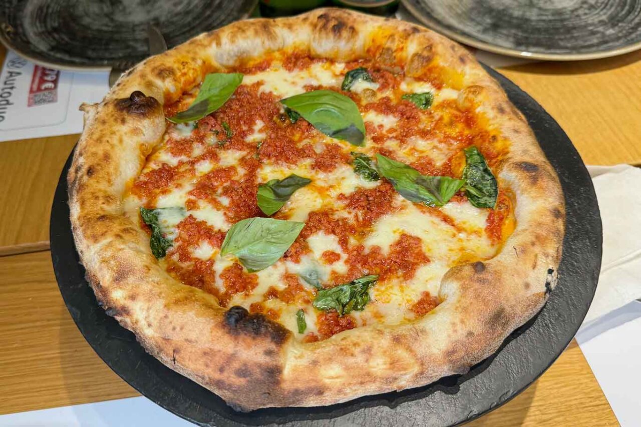 pizzeria Gli Esposito a Salerno pizza 'nduja