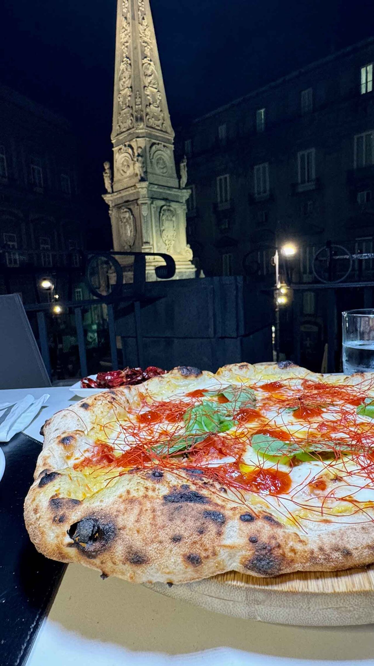 la pizza diavola di Davide Ruotolo della Pizzeria Palazzo Petrucci a Napoli nel Campionato della Pizza 2024